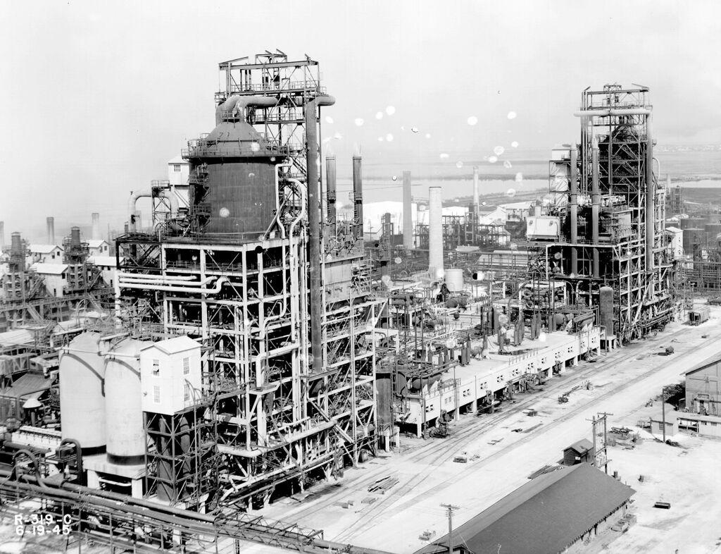 The Port Arthur Refinery in 1945.